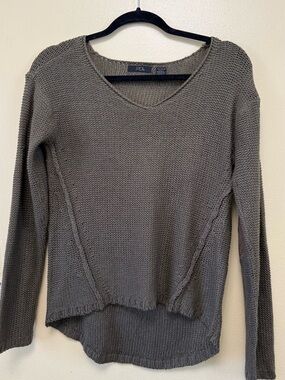 RDI Gray V-Neck Knit Sweater for Women